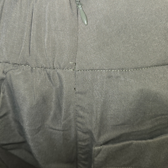 Bloomchic army green flowy skirt size 14 - Picture 4 of 5